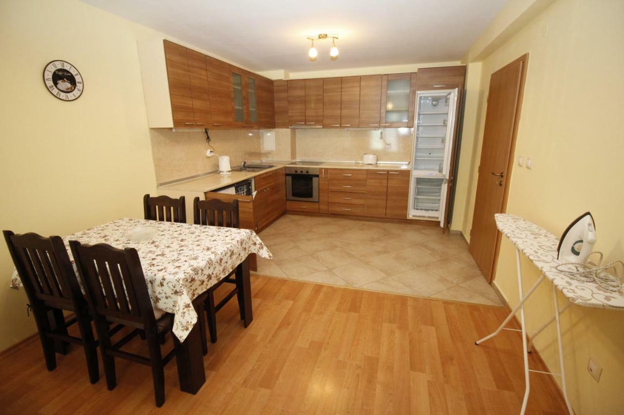 Apartment Rosi Pomorie Exterior foto